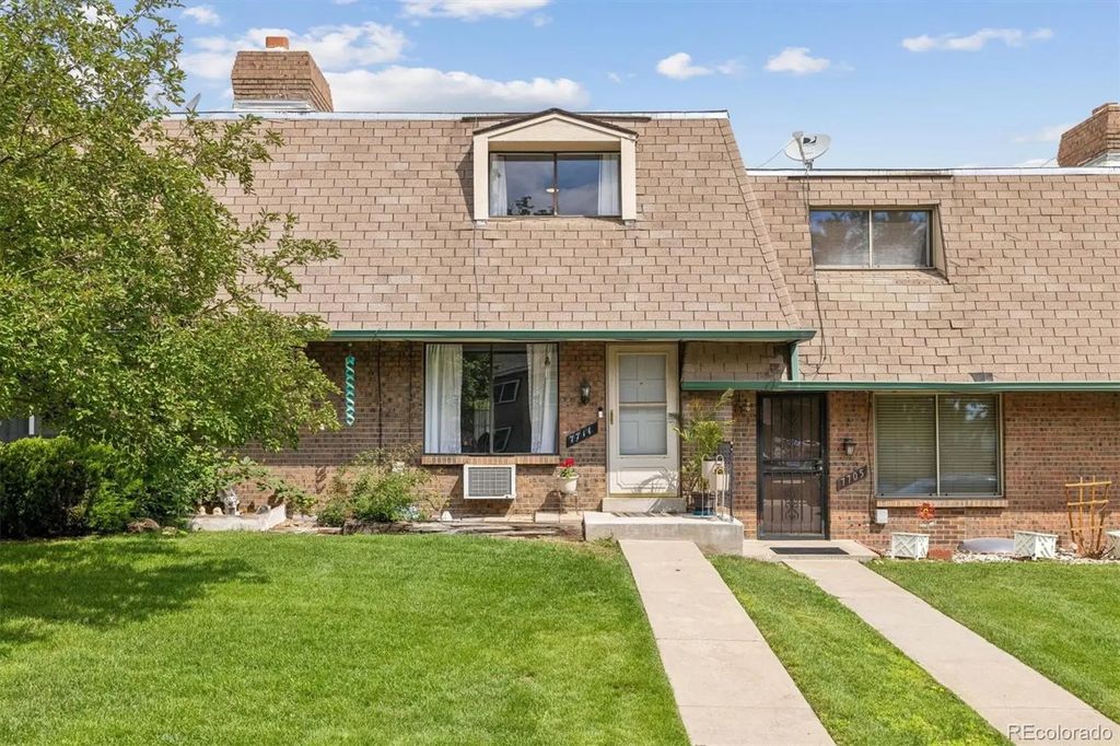 7711 W Glasgow Place, Littleton