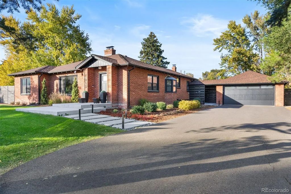 1600 Balsam Street, Lakewood
