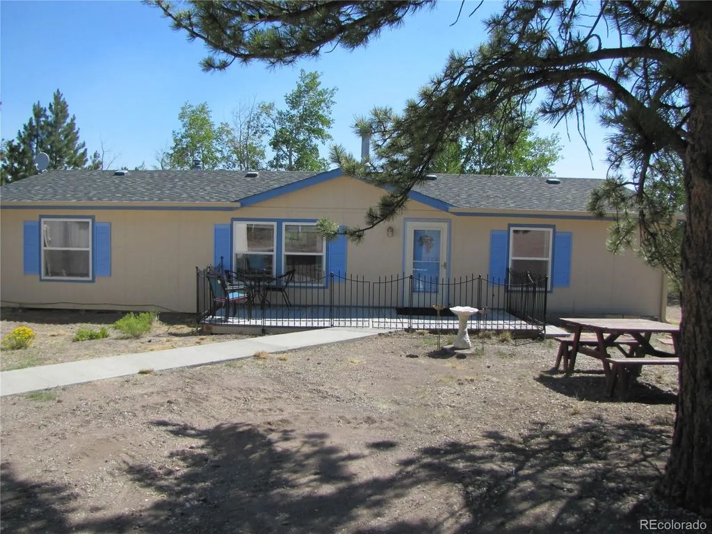 560 Concho Trail, Hartsel