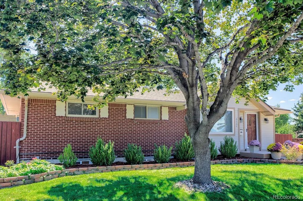 6034 S Milwaukee Way, Centennial
