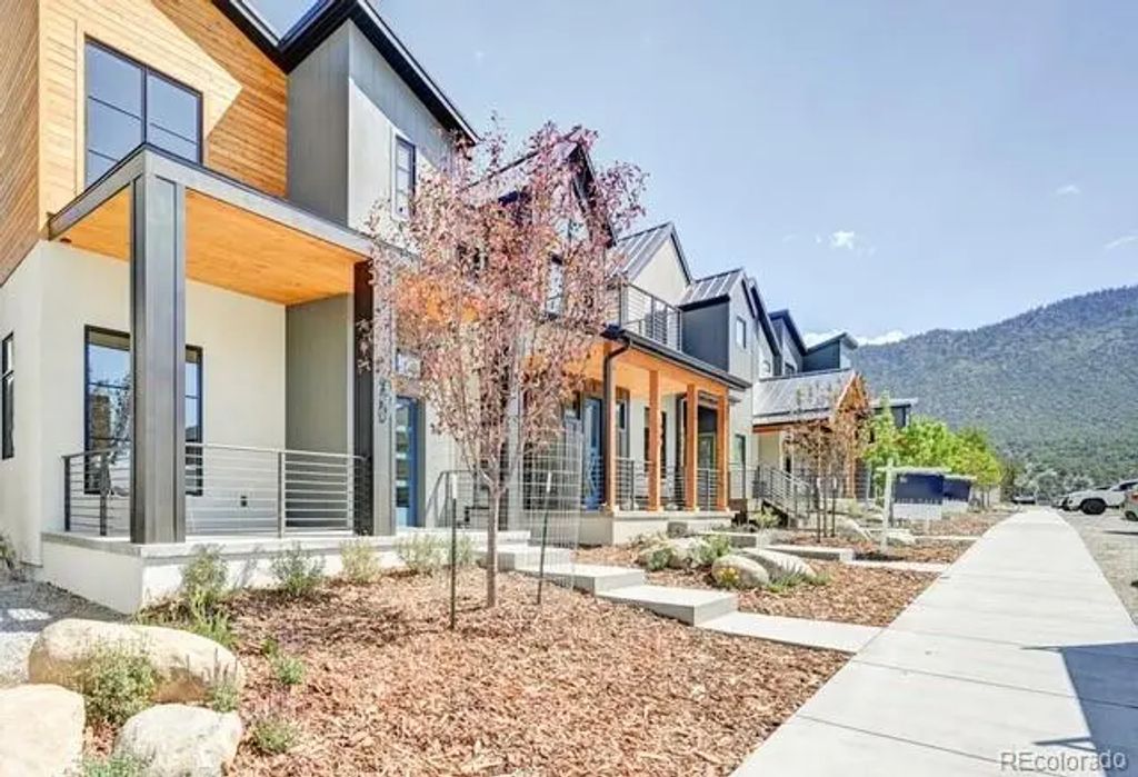 450 E Arkansas Street, Buena Vista