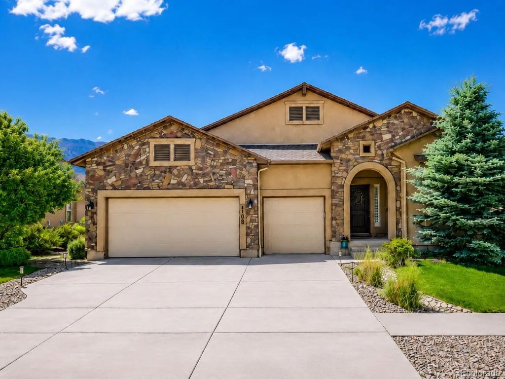 1168 Old North Gate Road, Colorado Springs