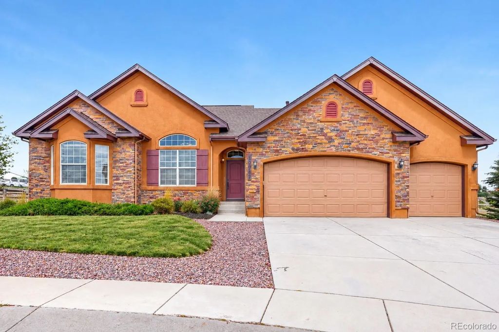 10967 Klondike Drive, Peyton