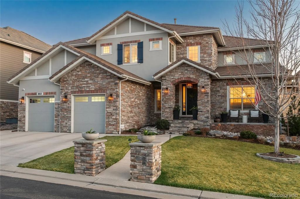 802 Braesheather Place, Highlands Ranch