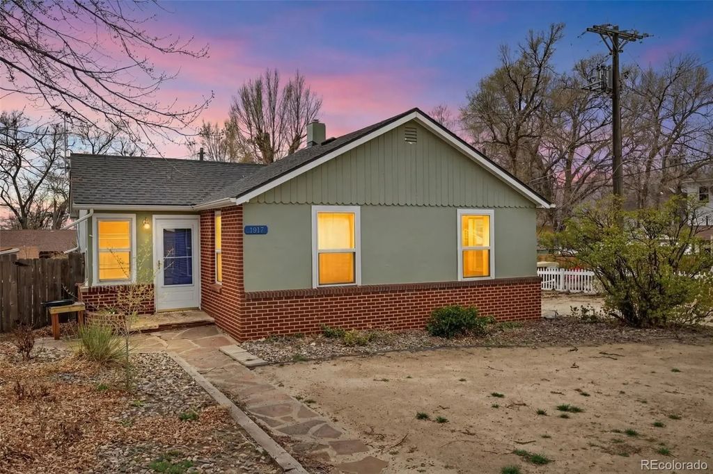 1917 E Cache La Poudre Street, Colorado Springs