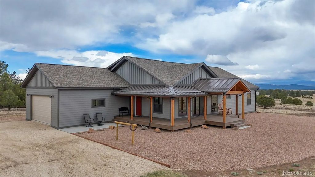 946 Hitching Post Rd, Cotopaxi