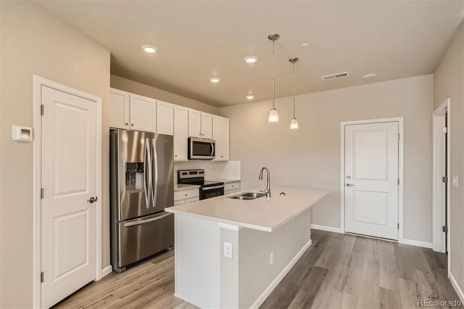 Castle Pines Real Estate - MLS # 9573817, Residential real estate for Sale in The Townes at Skyline Ridge, MLS Listings # 9573817