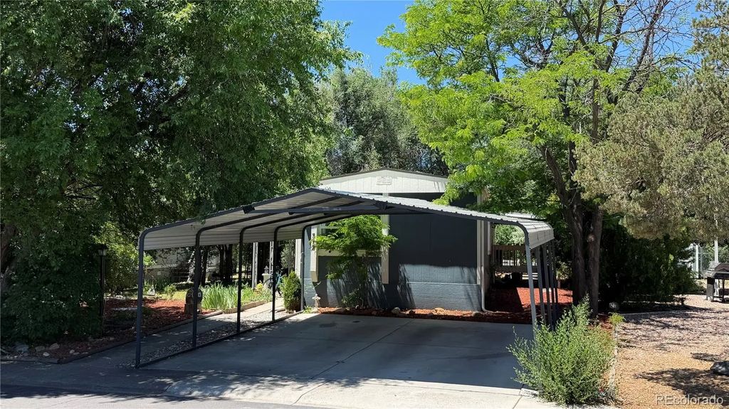 1095 Western Drive, Colorado Springs