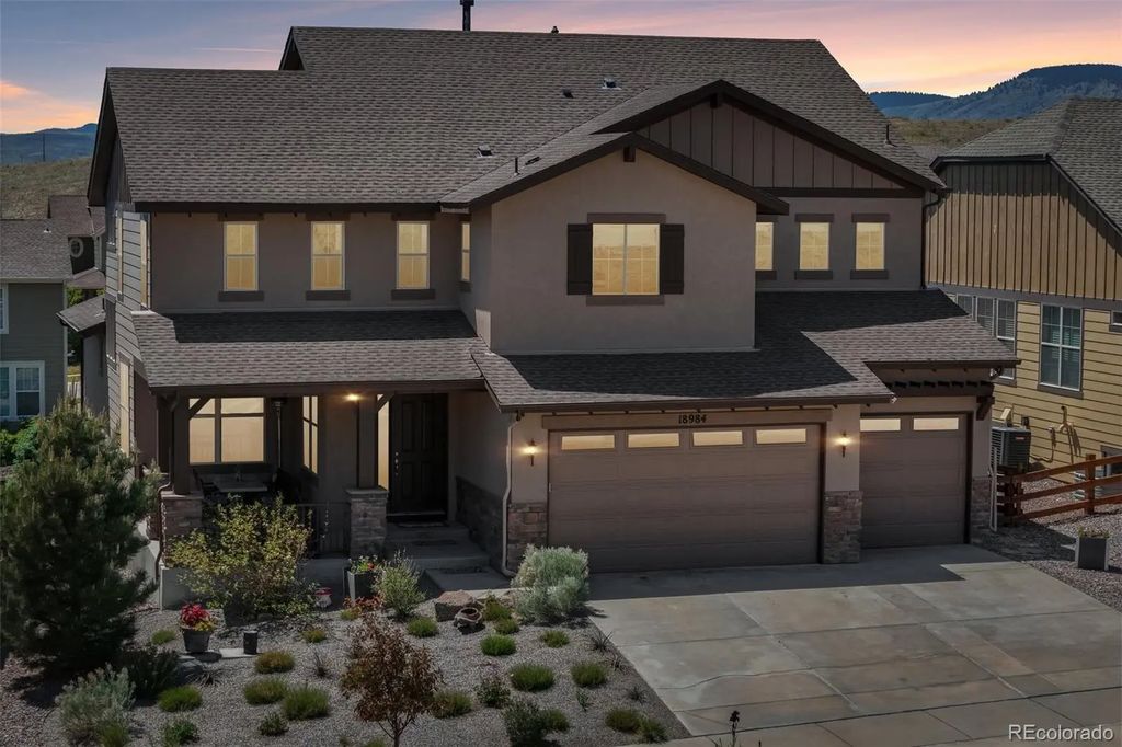 18984 W 85th Bluff, Arvada