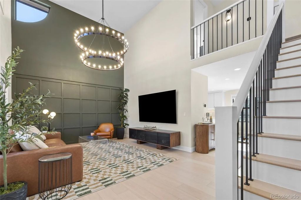 5984 S Monaco Way, Centennial