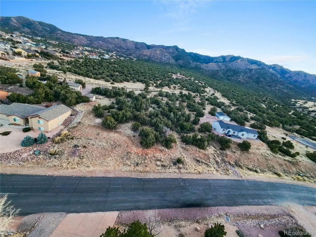 124 Eagle Crest Loop, Canon City