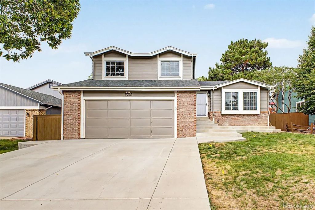 9261 Stargrass Circle, Littleton