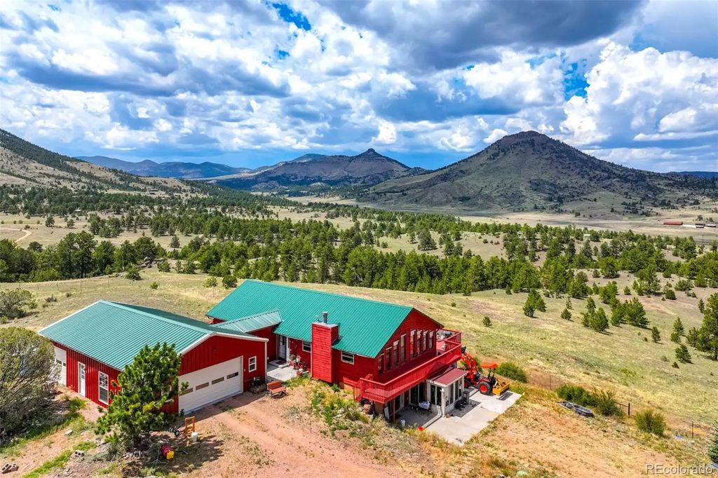 449 County Road 85, Guffey