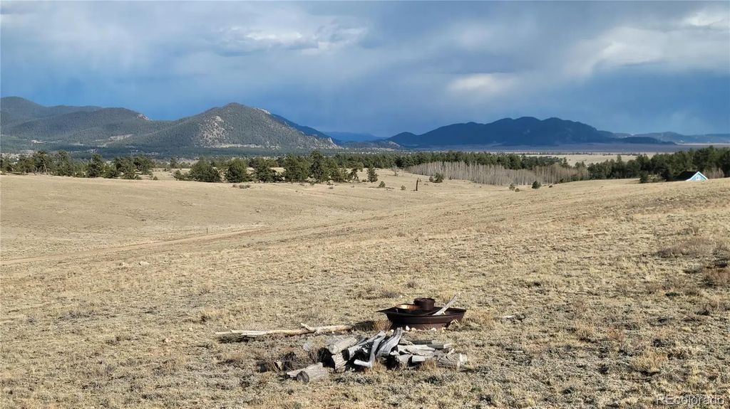 1194 Yellowstone Road, Hartsel