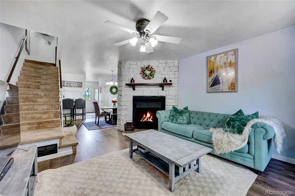 10326 W Dartmouth Avenue, Lakewood