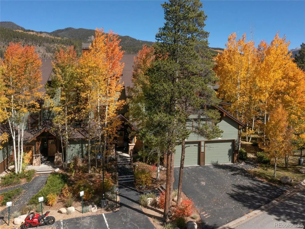 57 Lake Ridge Circle 1850, Dillon