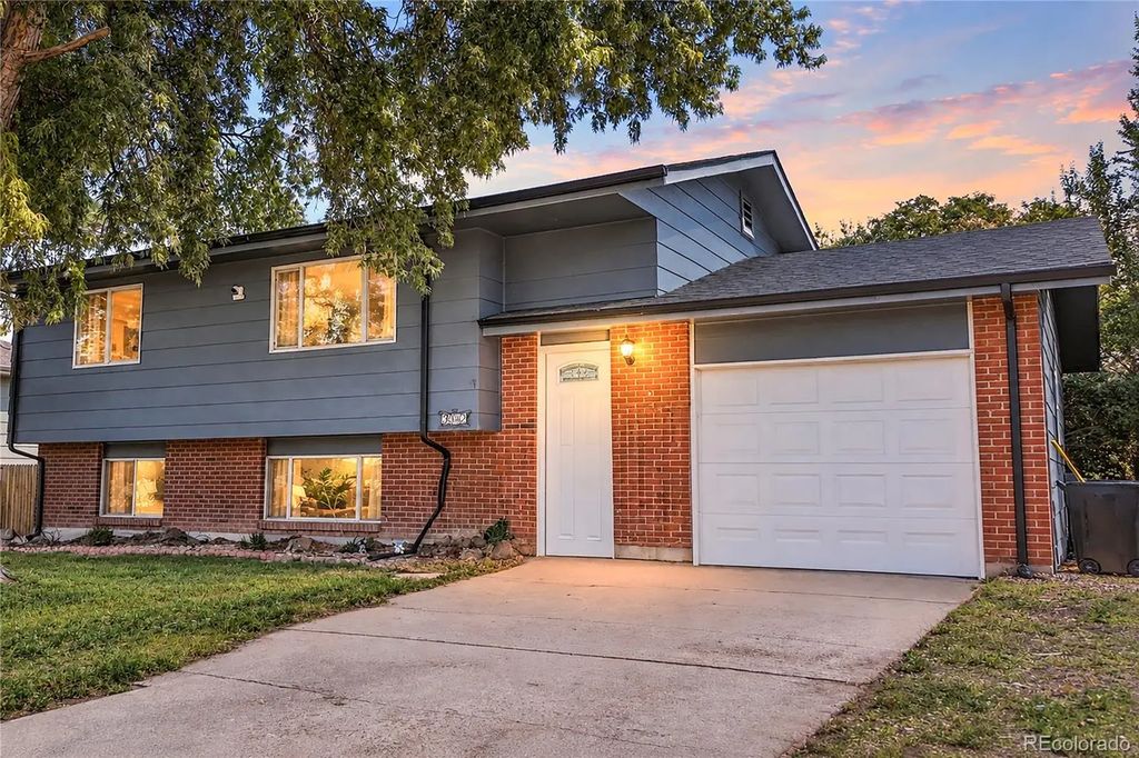 2342 33rd Avenue, Greeley