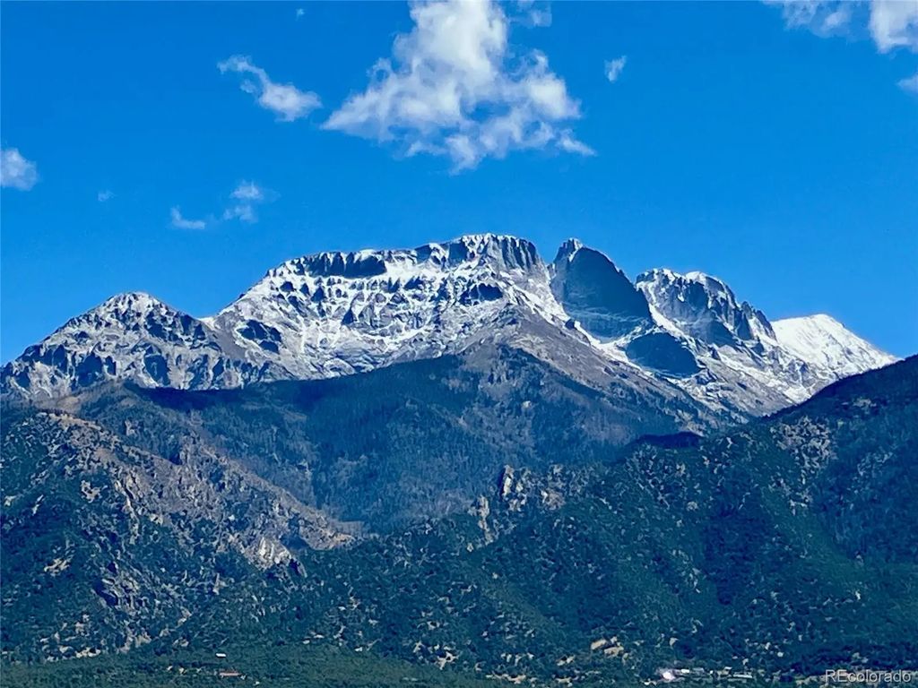 380 N Charolais Trail, Crestone