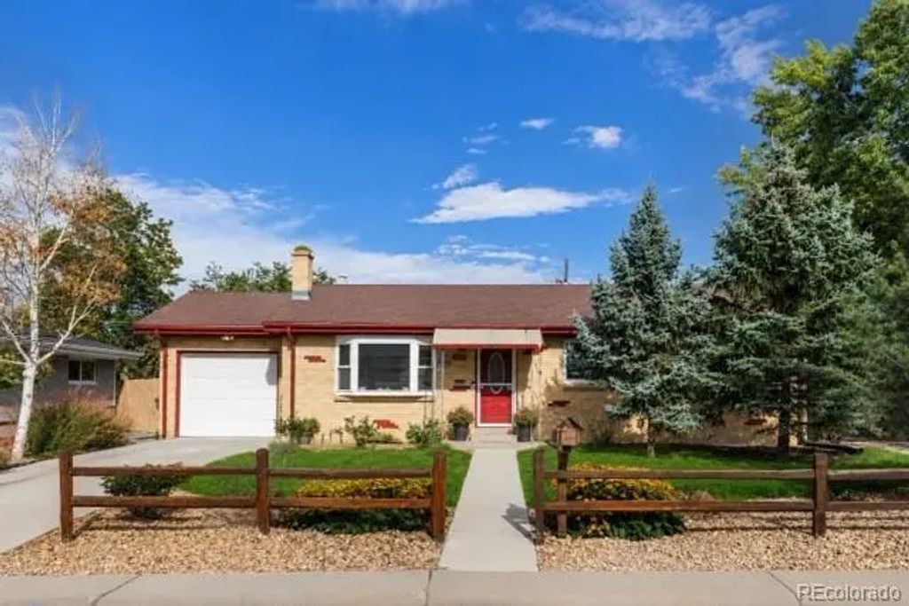 100 Emerald Street, Broomfield