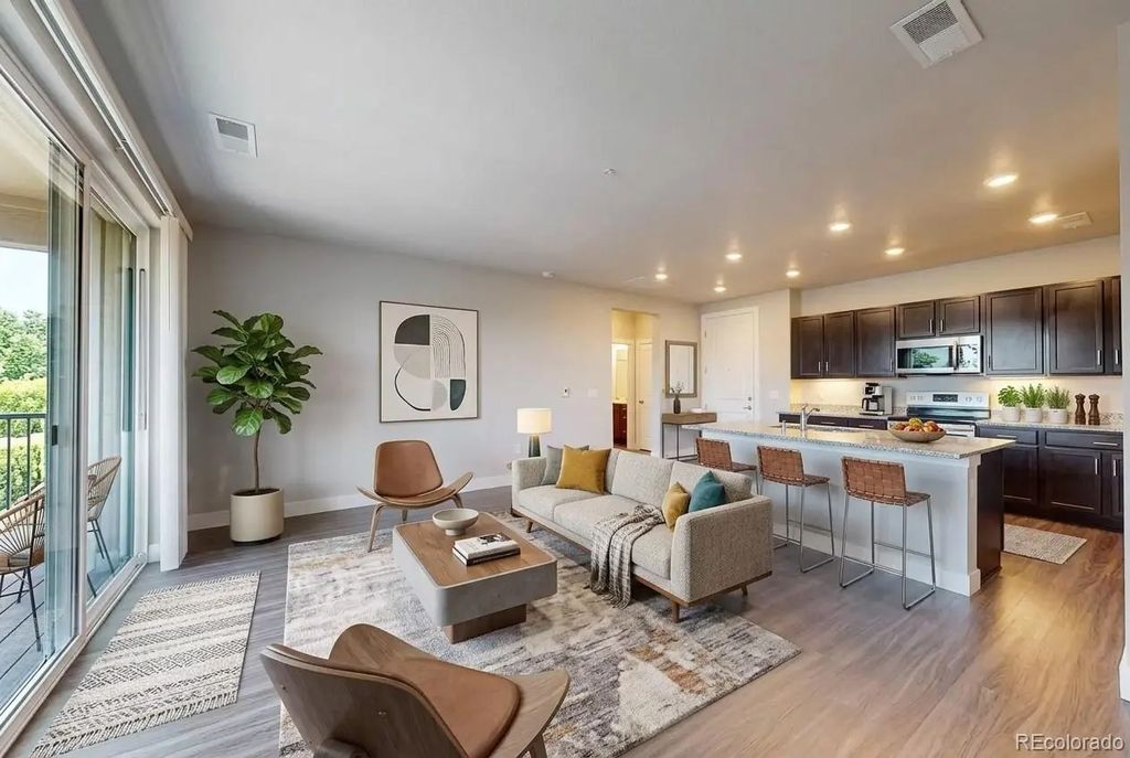 14341 E Tennessee Avenue 301, Aurora