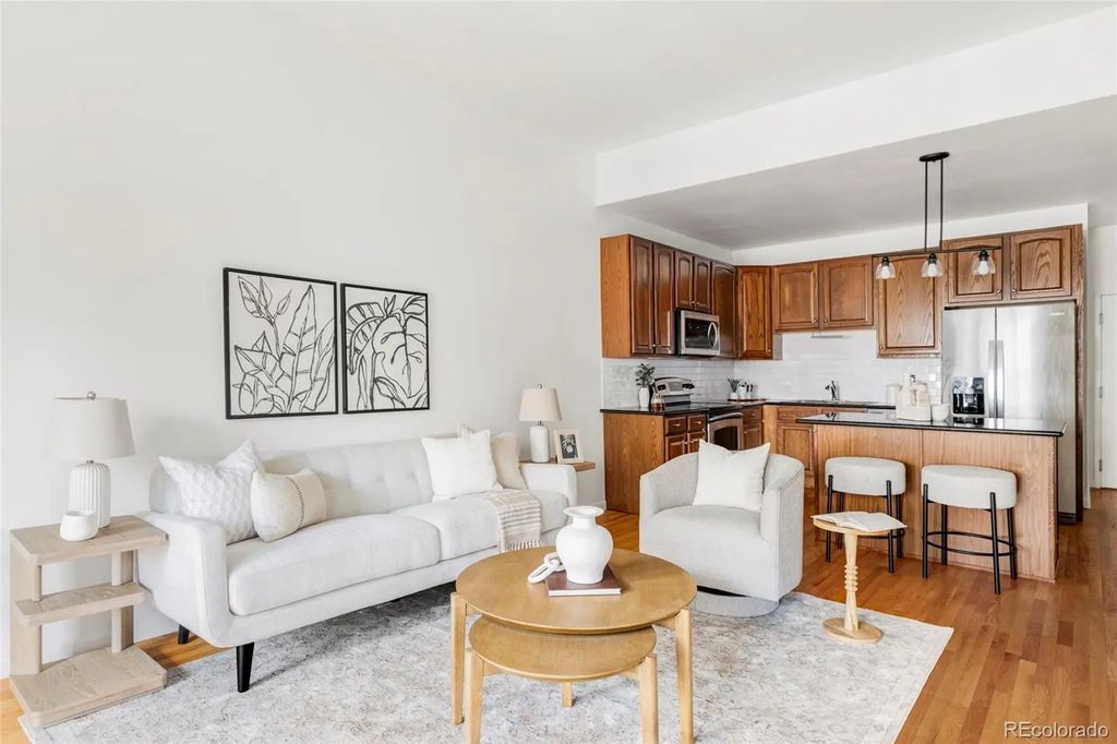 1950 N Logan Street 1013, Denver