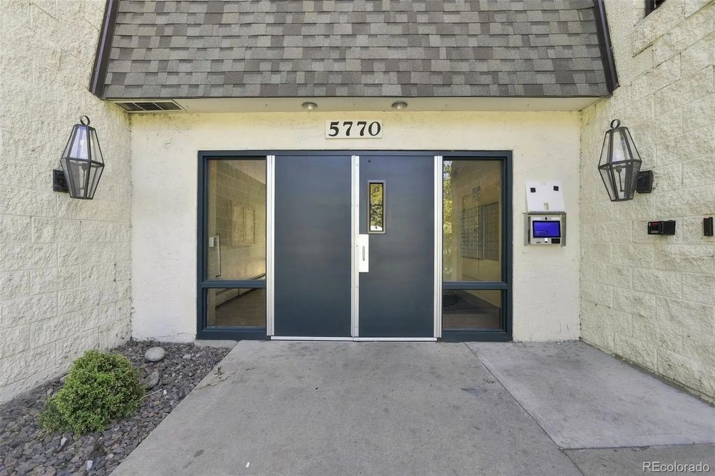 5770 E Warren Avenue 316, Denver