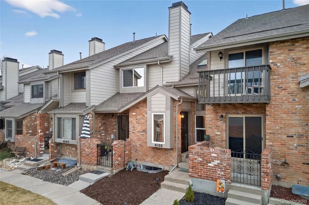 4110 S Evanston Circle B, Aurora