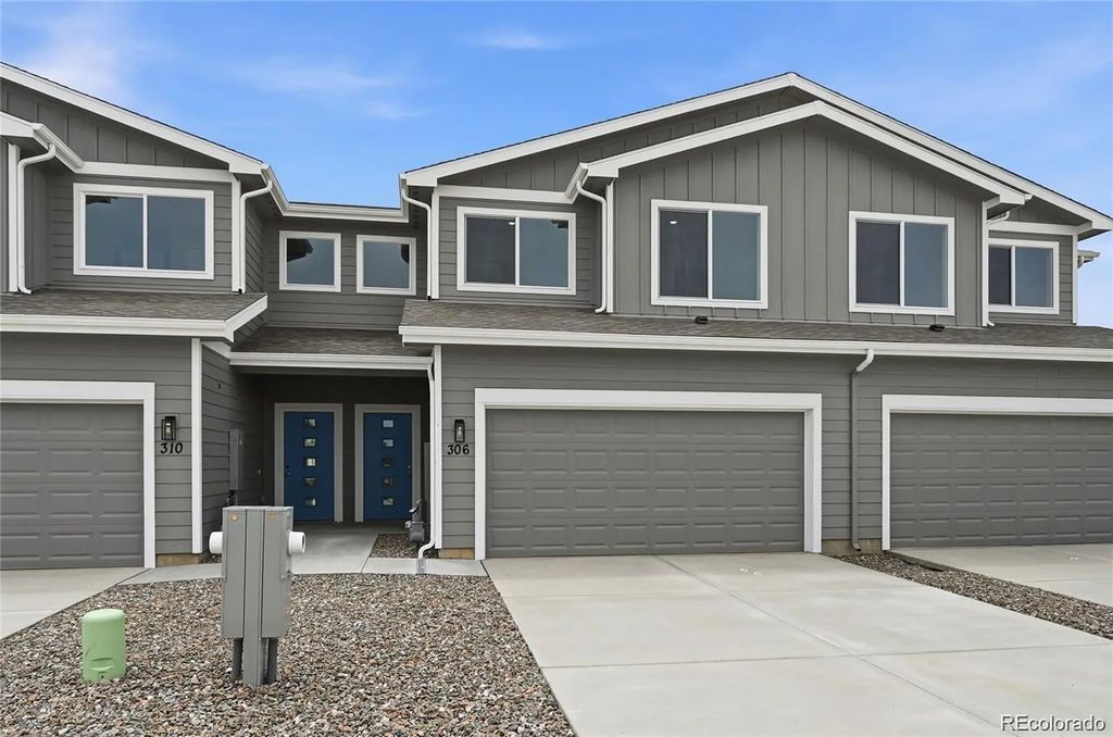 310 Bennett Avenue, Bennett
