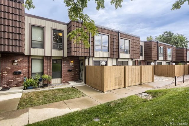 1862 S Hoyt Street, Lakewood