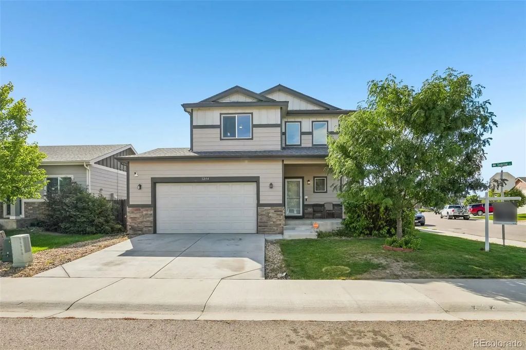 1254 Sunrise Circle, Milliken