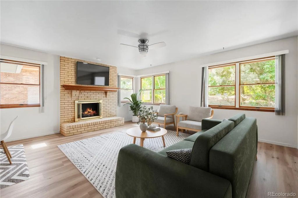 8014 W 78th Way, Arvada