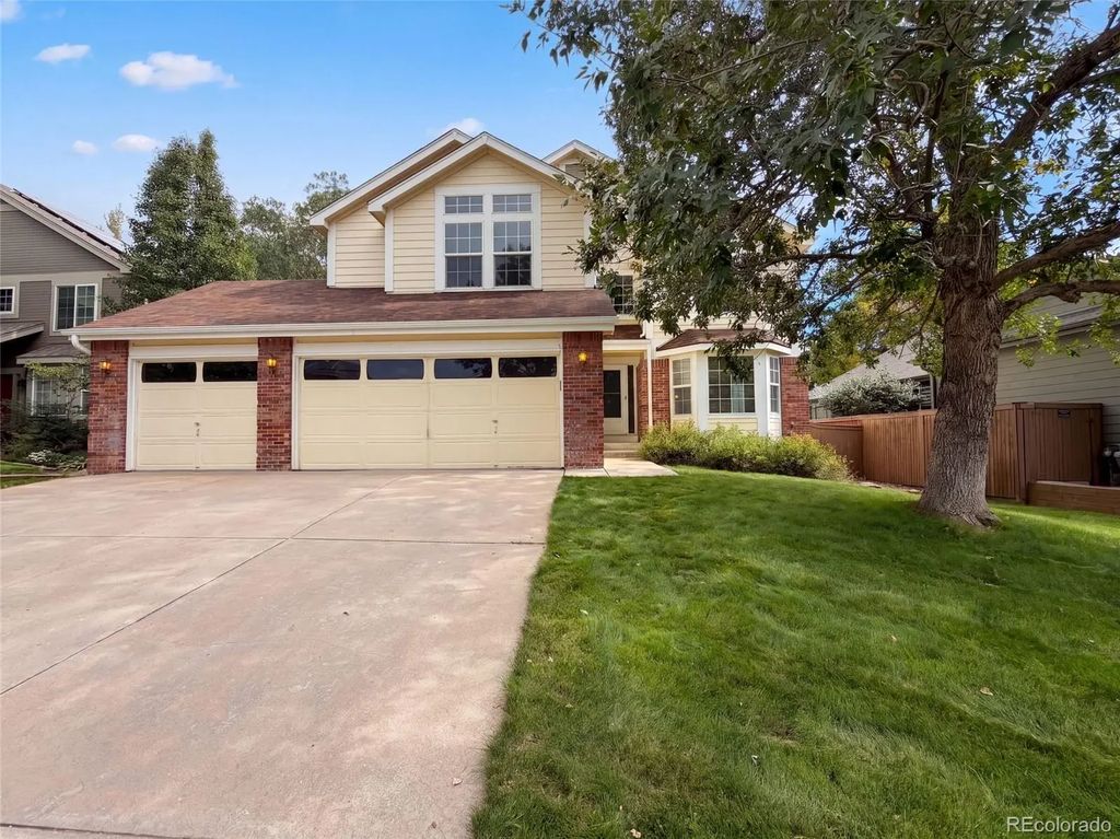 821 Sage Sparrow Circle, Highlands Ranch