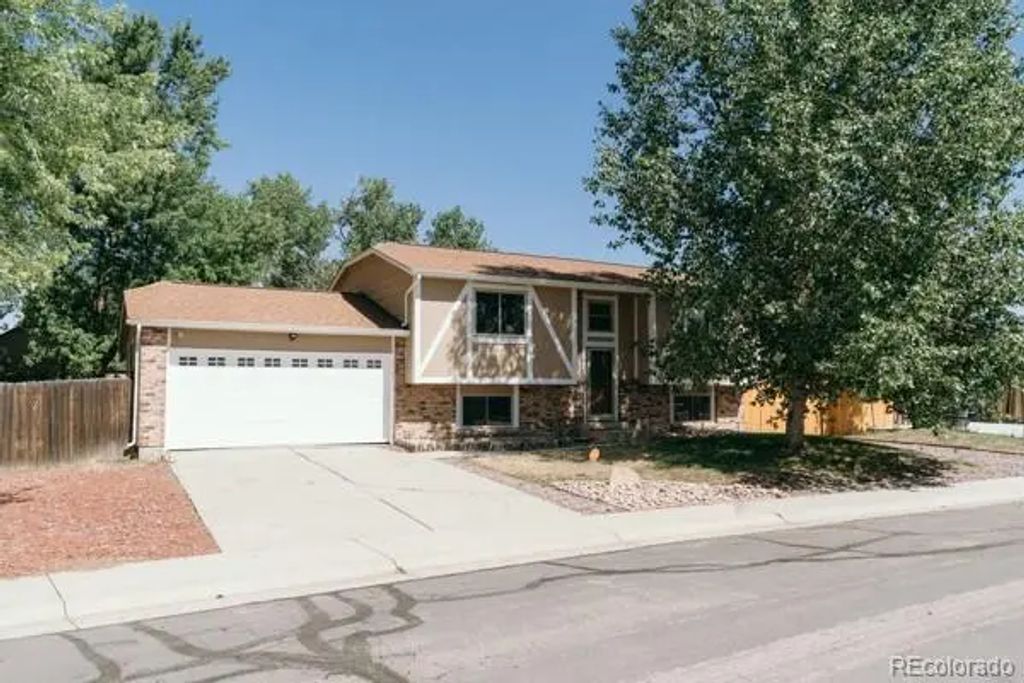 11765 Ash Drive, Thornton