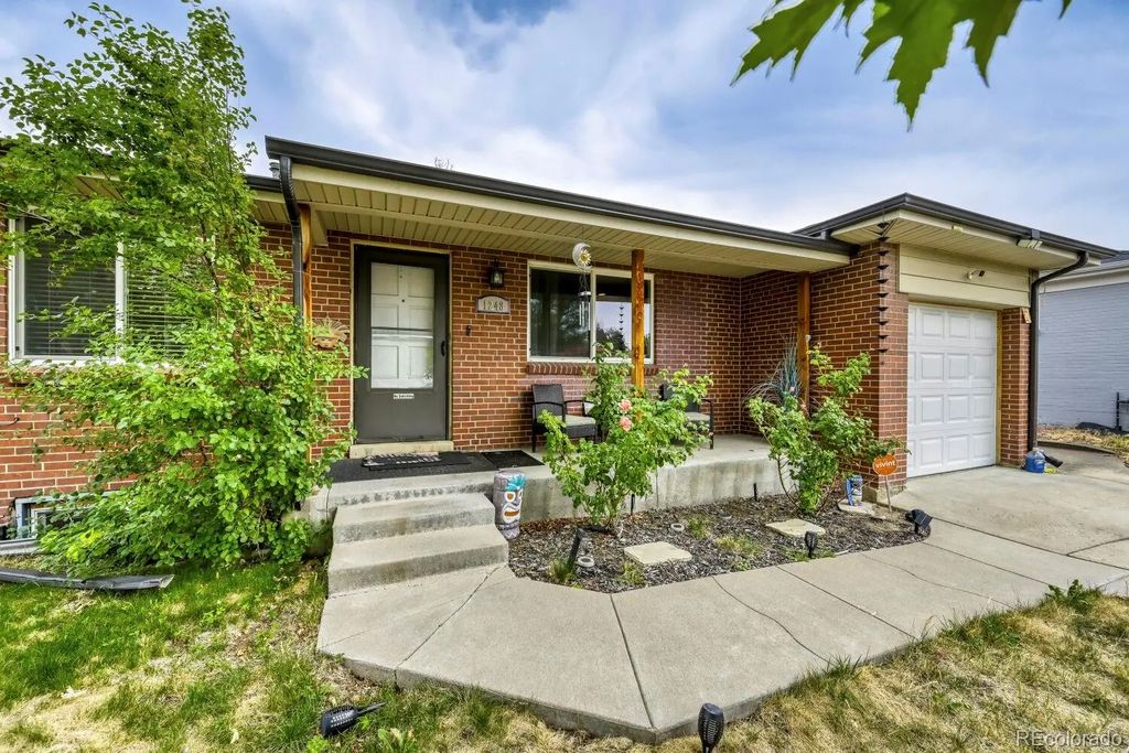 1248 S Eaton Street, Lakewood
