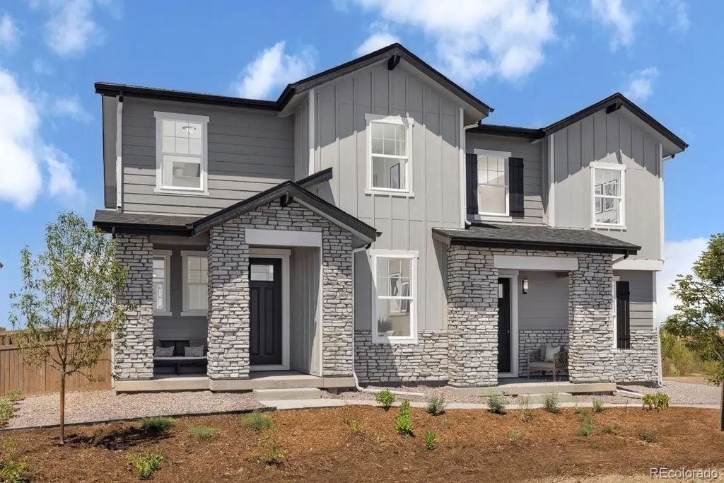24274 E 53rd Avenue, Aurora