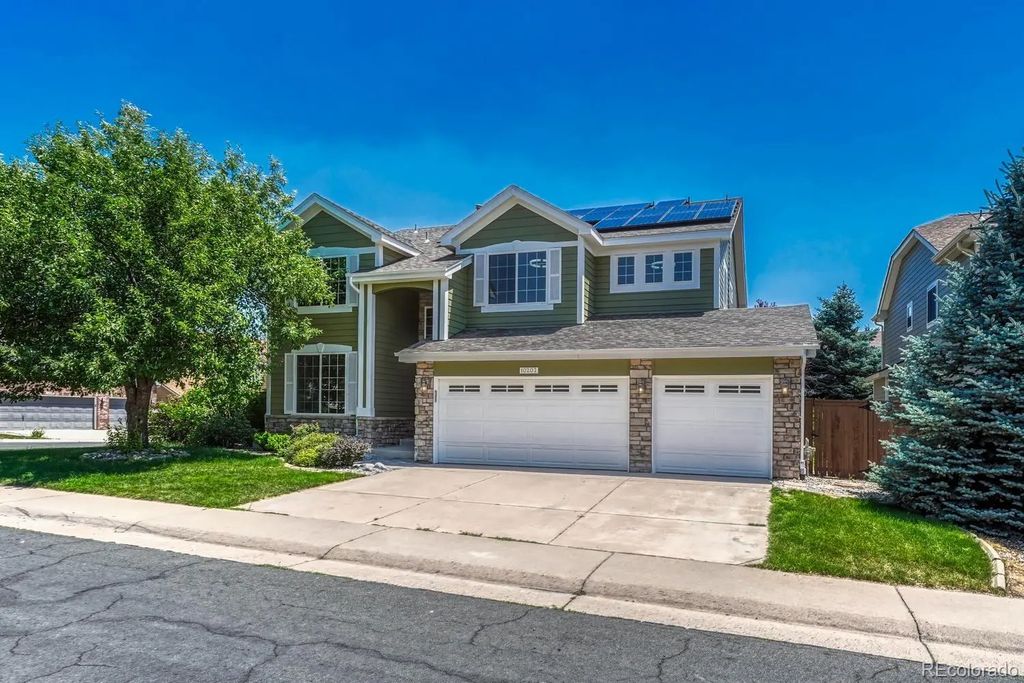 10202 Nickolas Avenue, Littleton