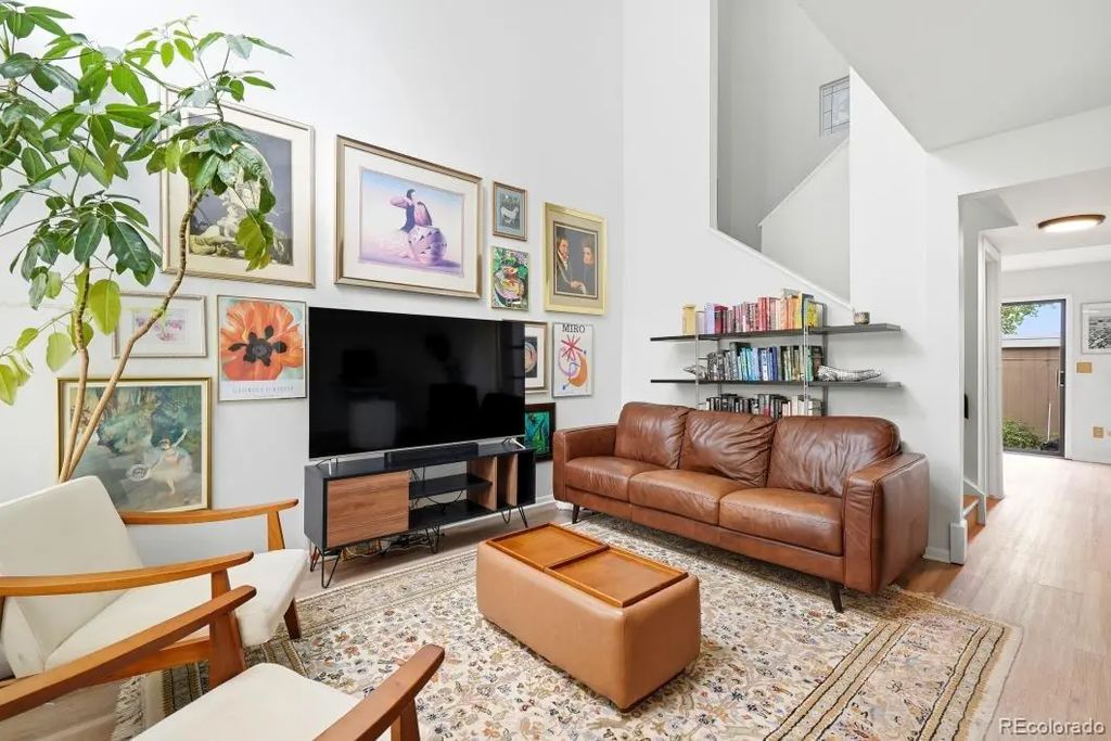 14457 W 32nd Avenue, Golden