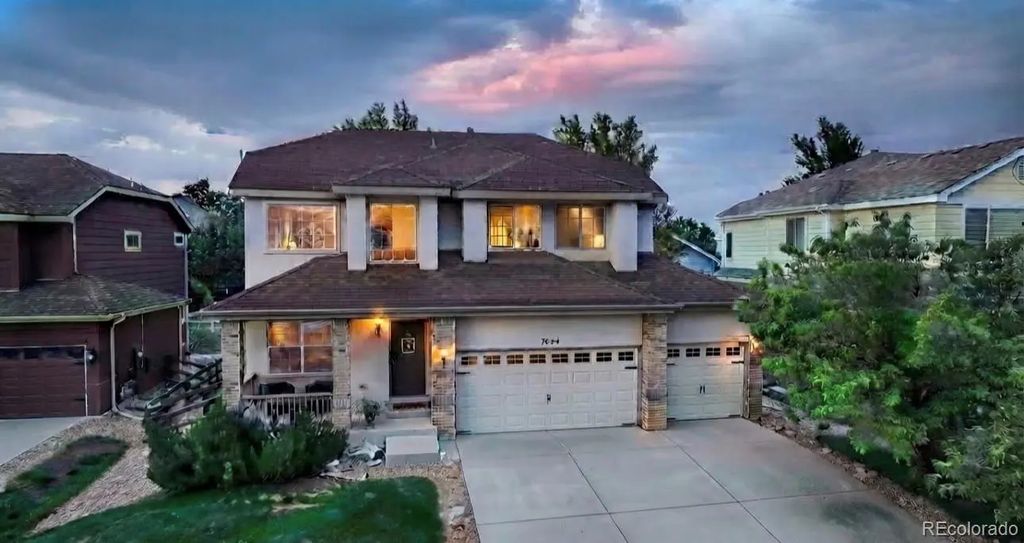 7654 Bison Court, Littleton