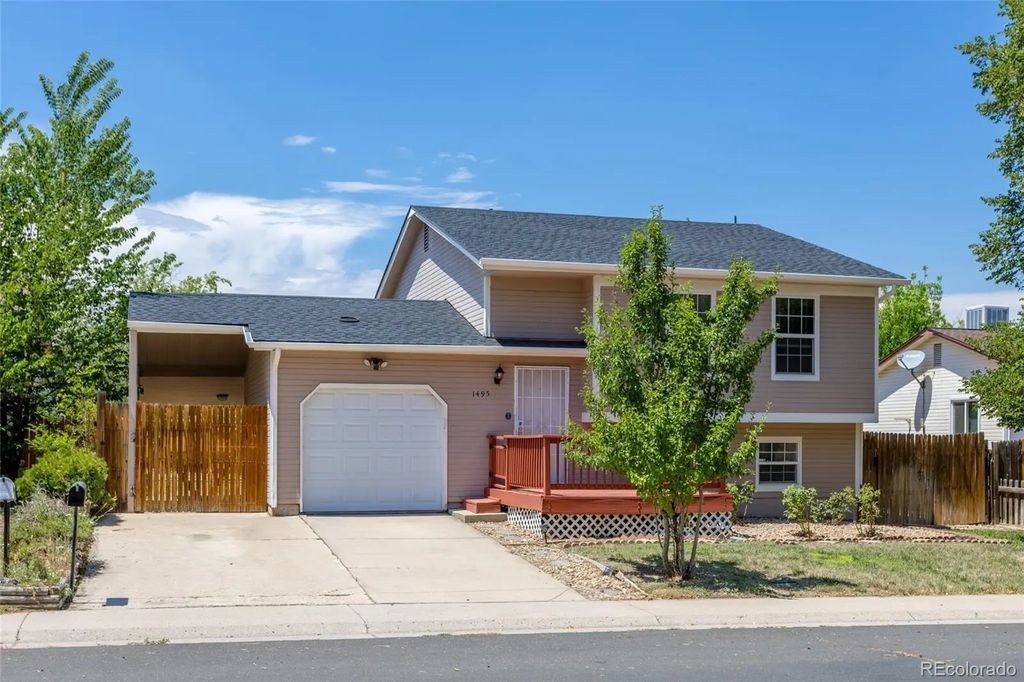 1495 S Biscay Court, Aurora