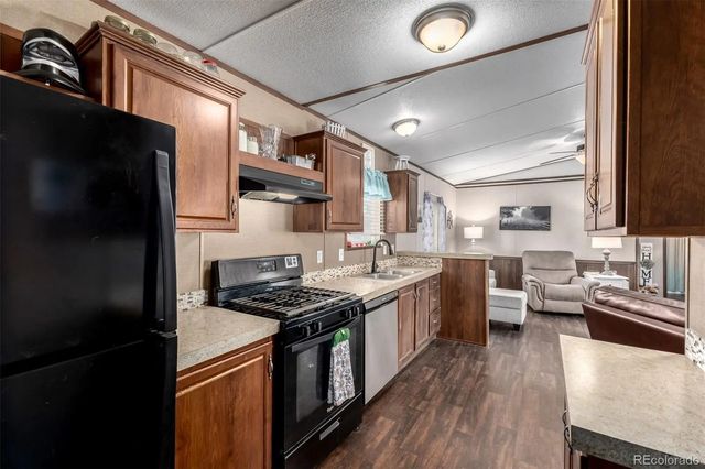 1801 W 92nd Avenue, Denver