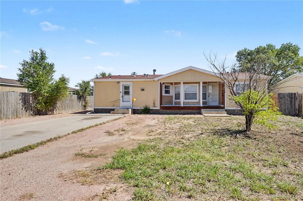 2310 Perry Avenue, Pueblo