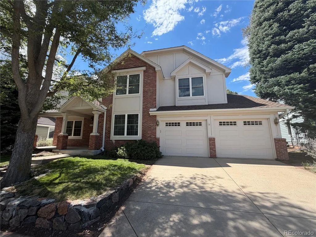 7 Bridlegate Lane, Littleton