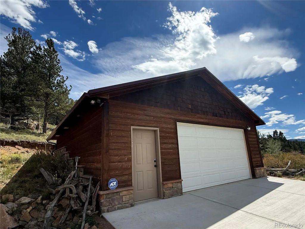 7116 County Road 92, Lake George