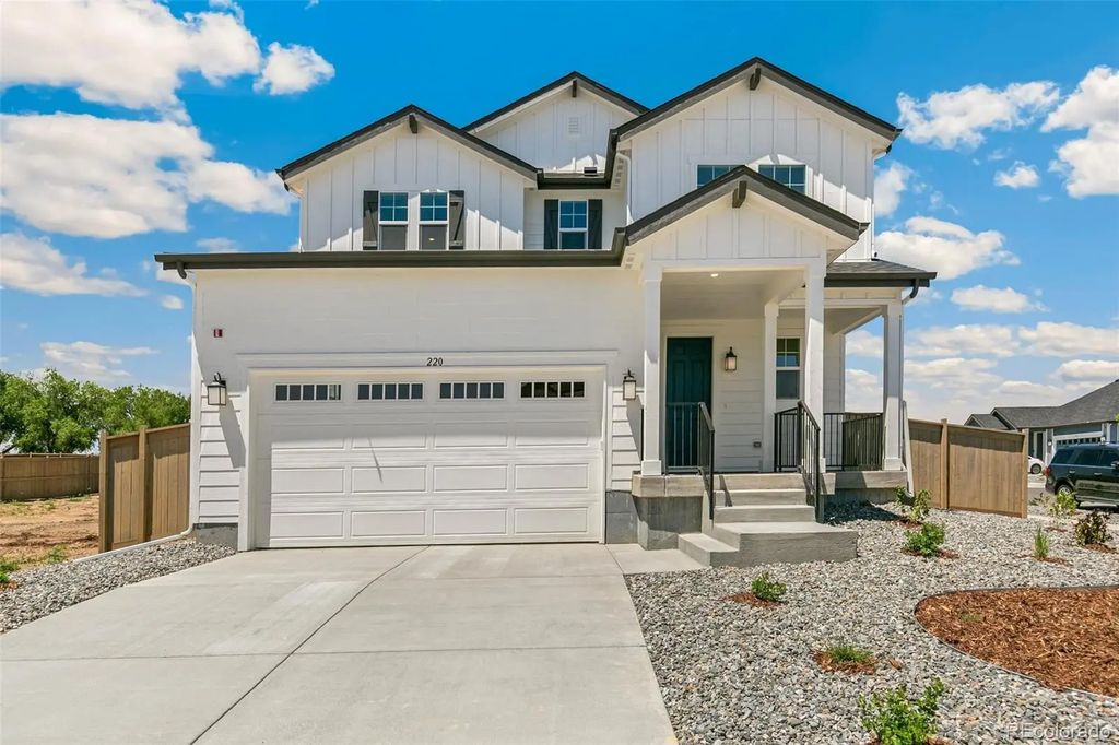 220 Wood Thrush Way, Erie