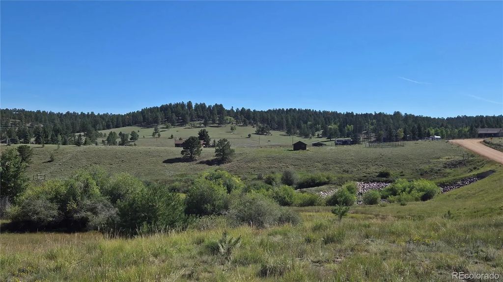 99 Uintah Ridge Road, Florissant