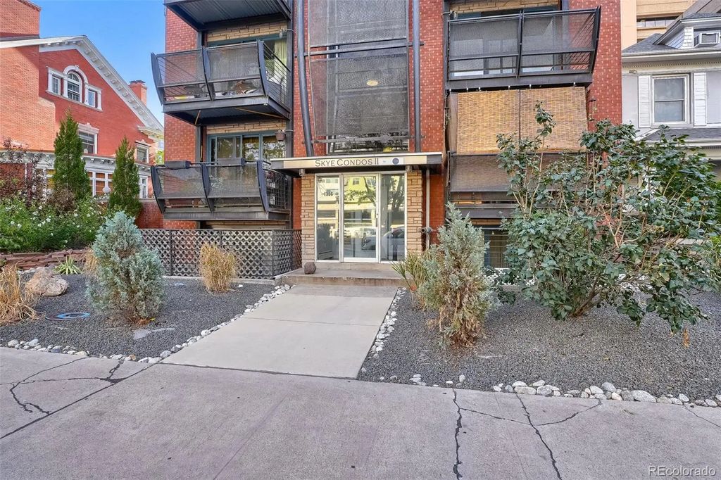 1336 N Logan Street 302, Denver