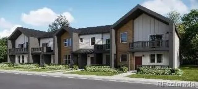 8875 Whiteclover Street, Littleton
