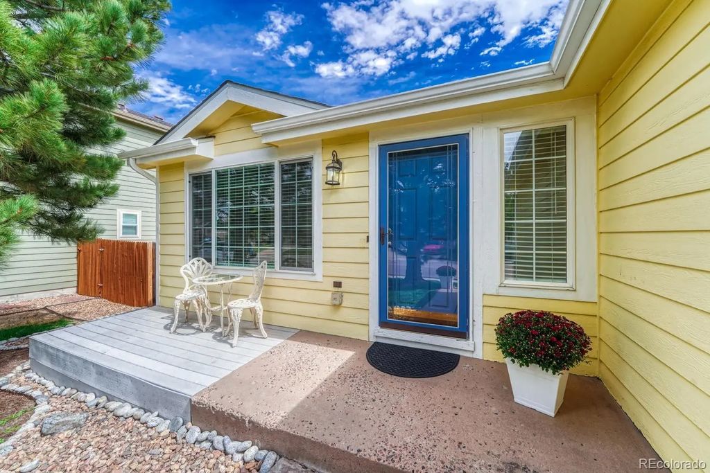 832 Pitkin Way, Castle Rock