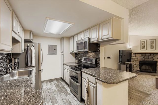8225 E Fairmount Drive 204, Denver