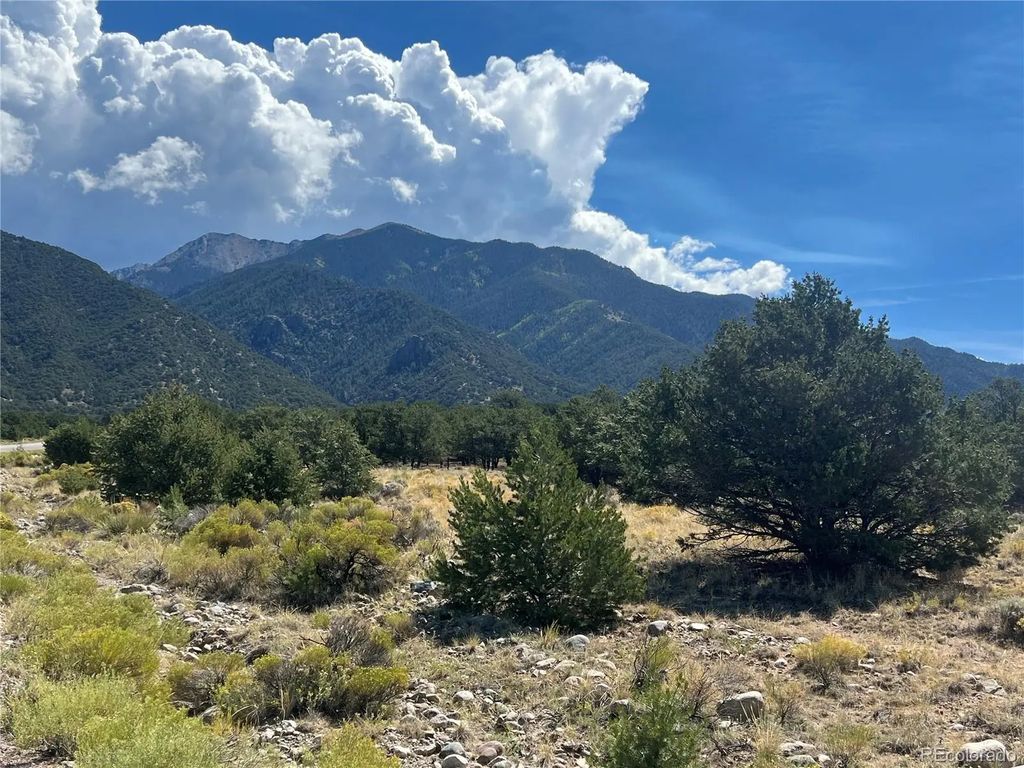 3492 Camino Del Rey, Crestone